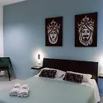 La Maison De Tante Rosa * Siraküza